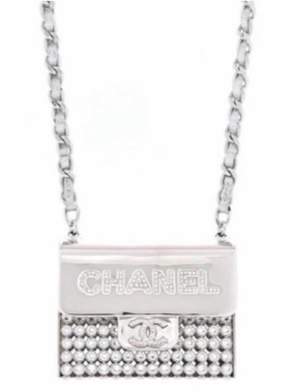 Mini ‘ Chanel ‘ bag / necklace